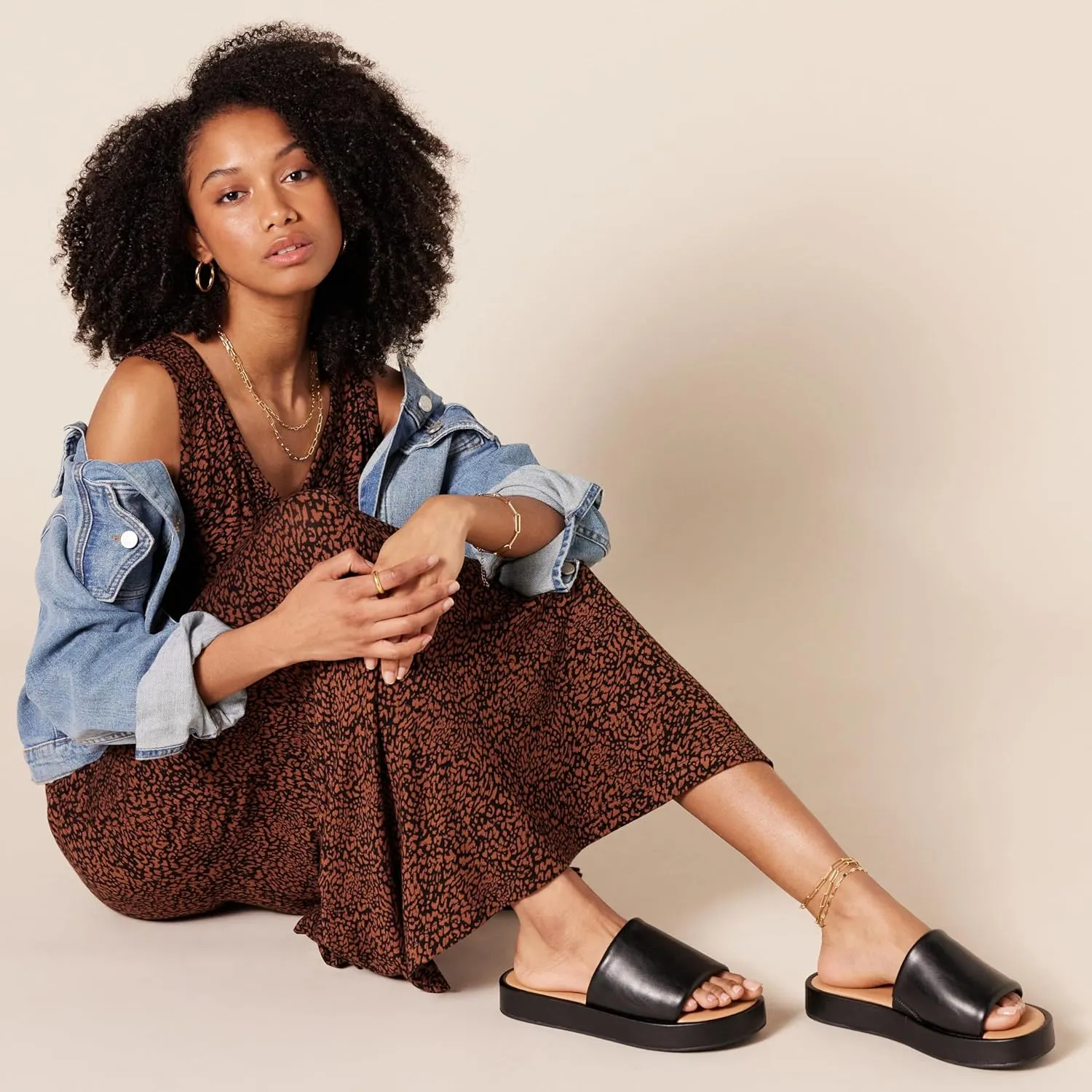 Amazon Essentials Women's Slide Flatform Sandal