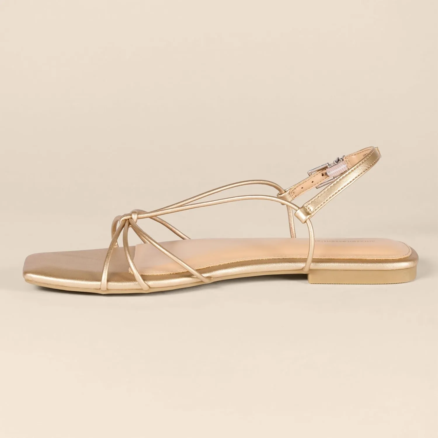 Amazon Essentials Women's Strappy Flat Sandals