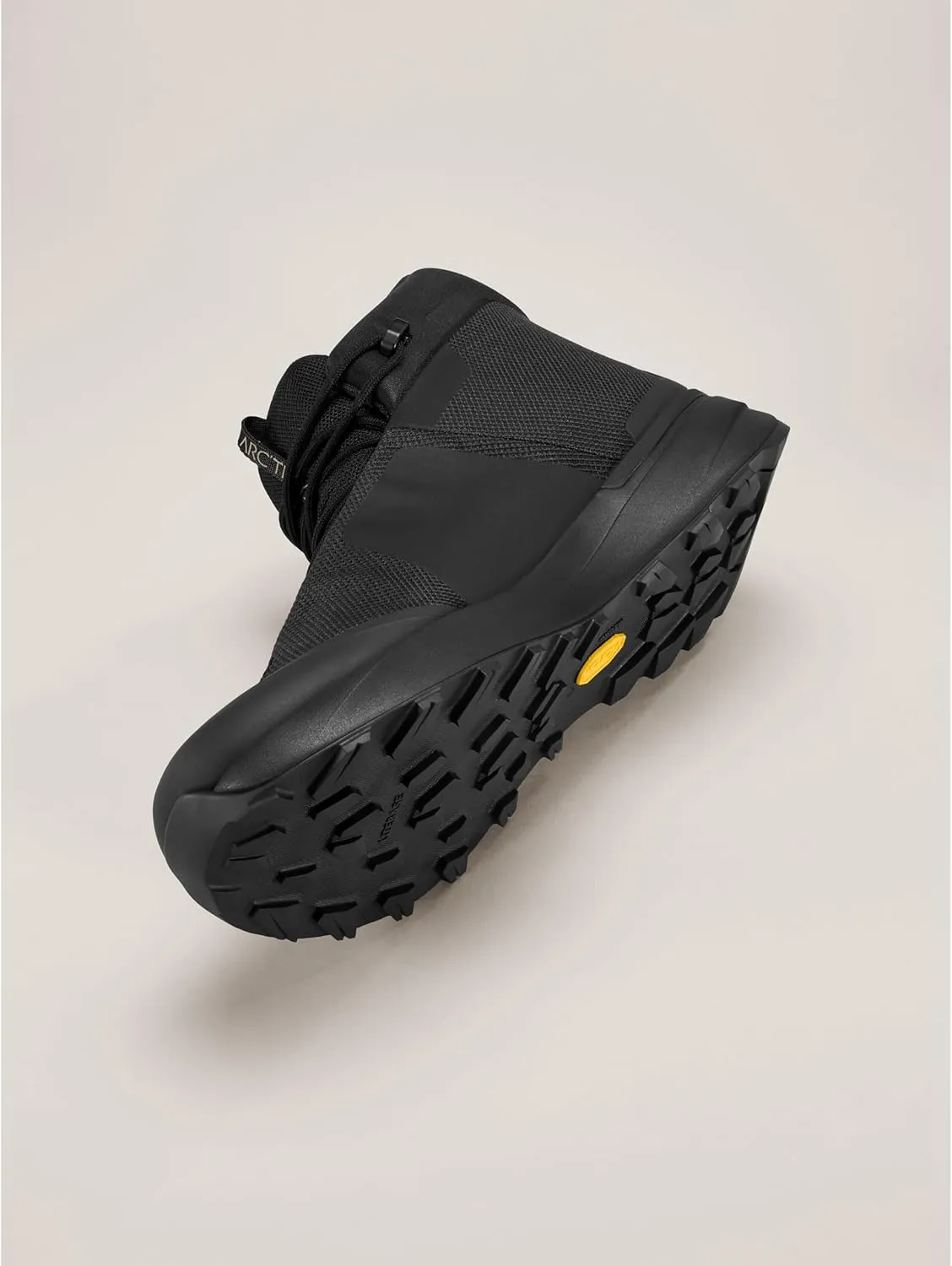 Arc'teryx Kopec Mid GTX Boot Men’s | Mid-Height Hiking & Trekking Mens Shoes | Megagrip Outsole - Waterproof Shoe