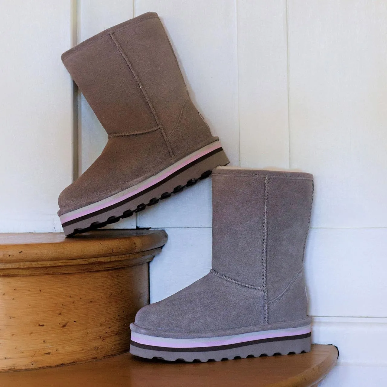 BEARPAW Womens Retro Elle Sheepskin Waterproof Winter Boots