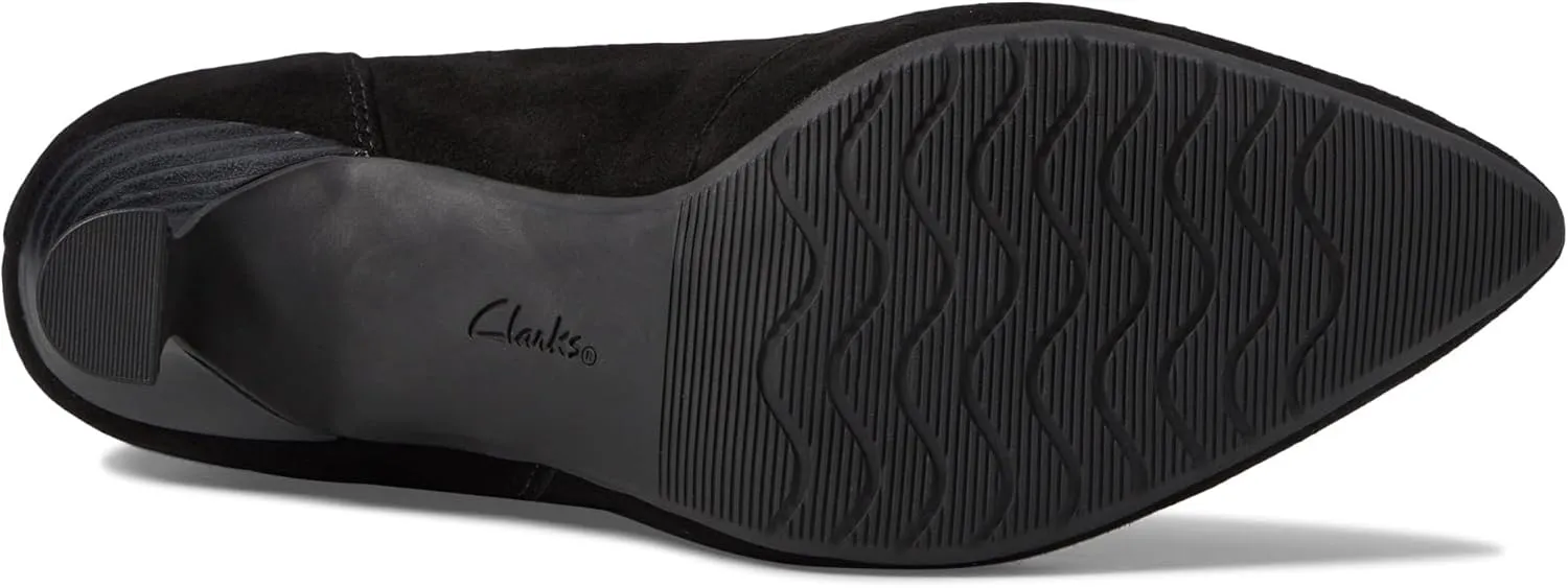 Clarks Women's Kataleyna Glow Ankle Boot