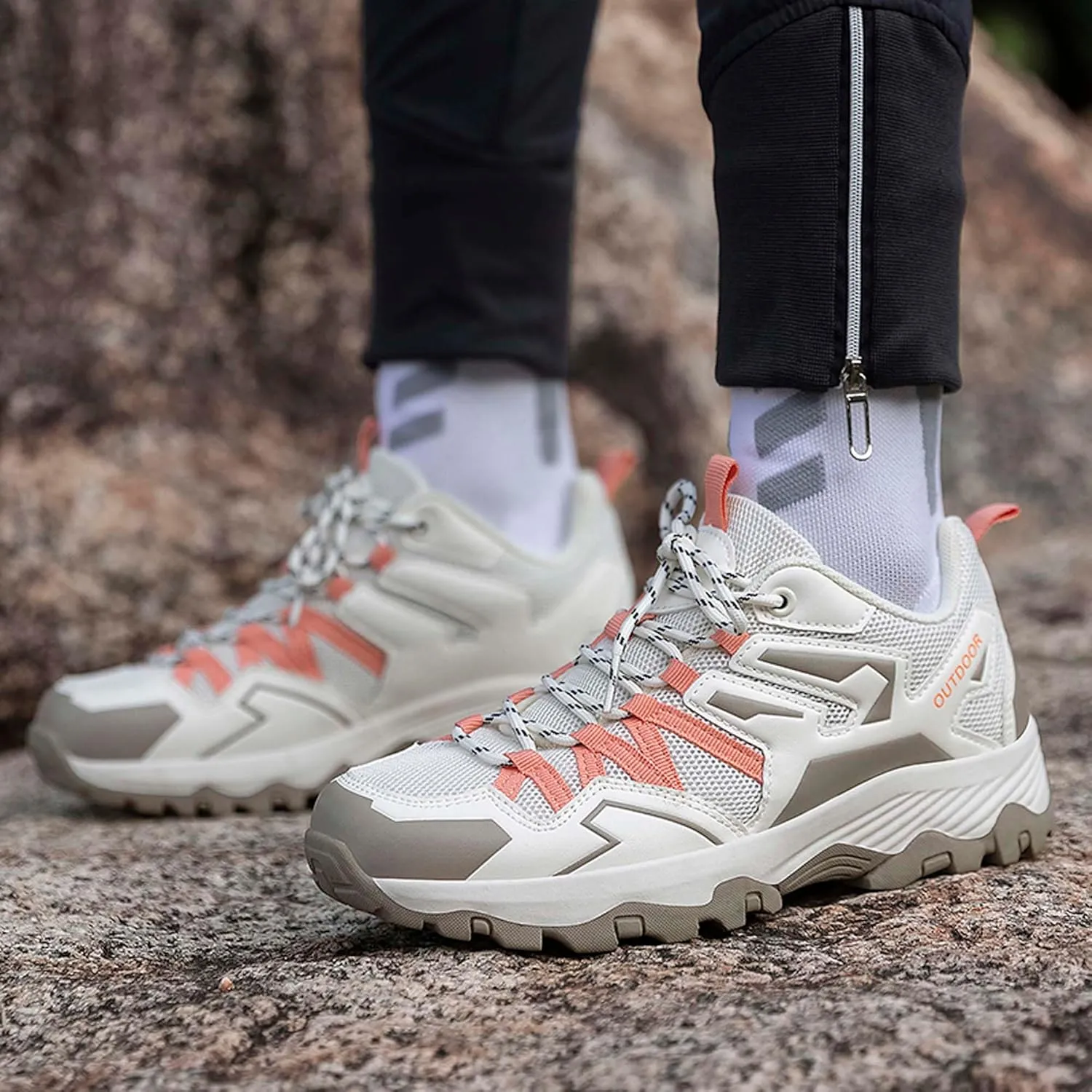 Couple Outdoor Mountaineering Boots, Muddy wading Plush Hiking Shoes, Rubber Sole Breathable Mesh Ankle Shoes, Casual and Fashionable Travel Boots, Anti Slip Sports Shoes