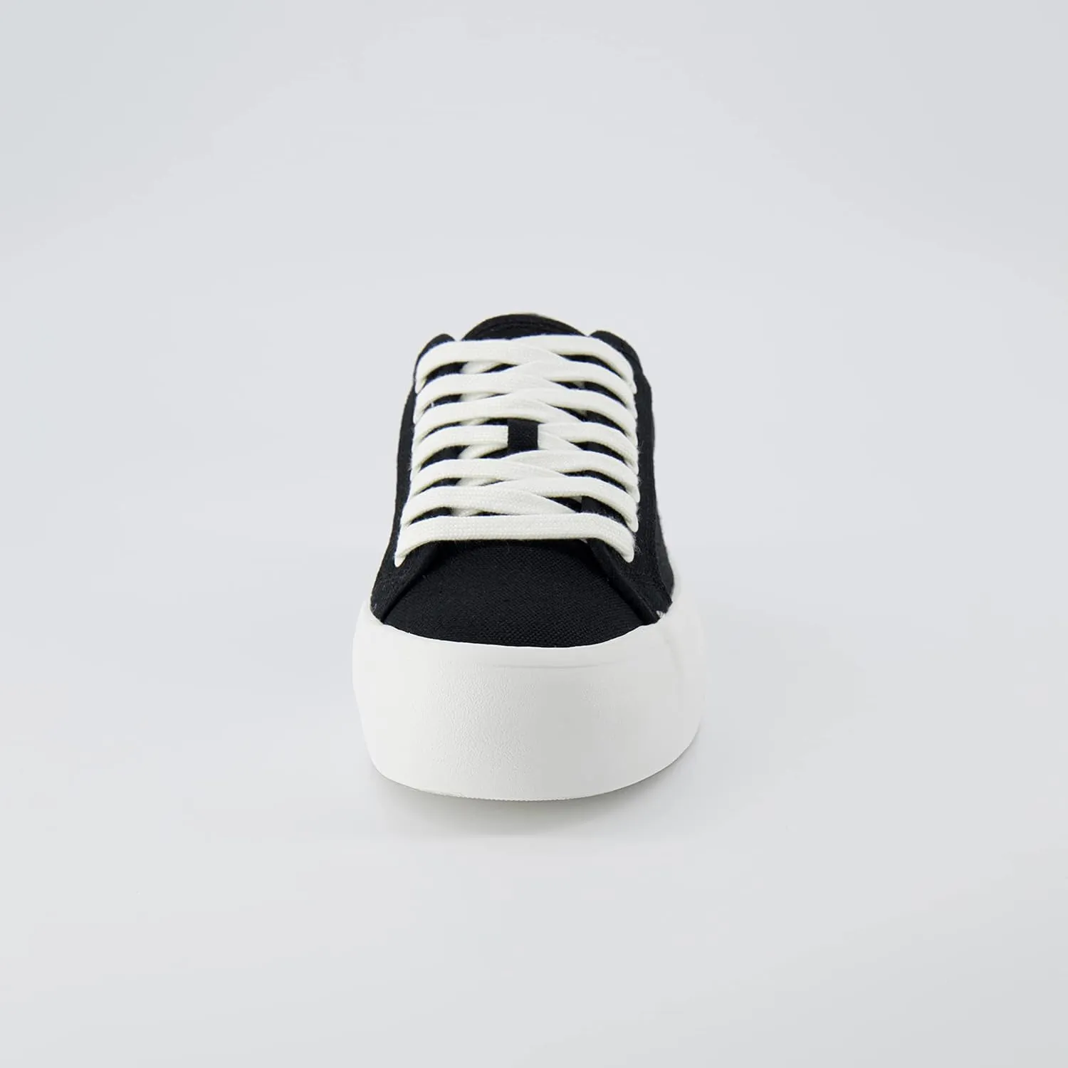CUSHIONAIRE Women's Tag Low top Canvas Sneaker  Memory Foam