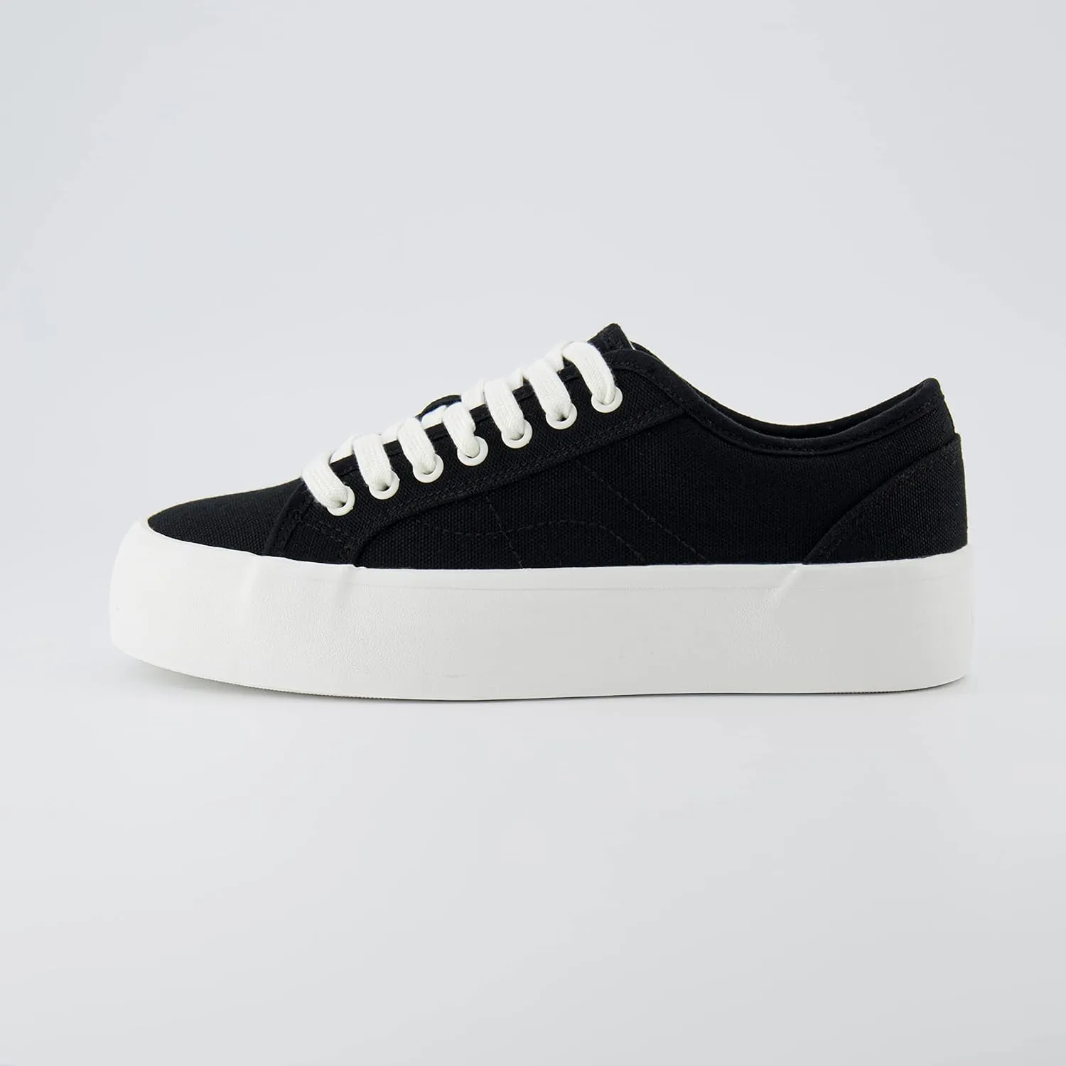 CUSHIONAIRE Women's Tag Low top Canvas Sneaker  Memory Foam