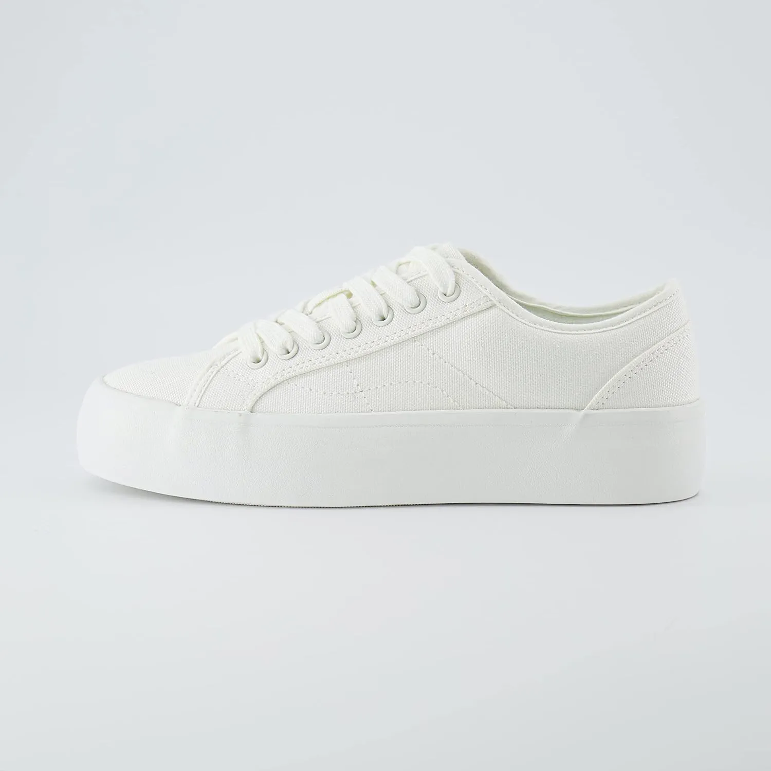 CUSHIONAIRE Women's Tag Low top Canvas Sneaker  Memory Foam