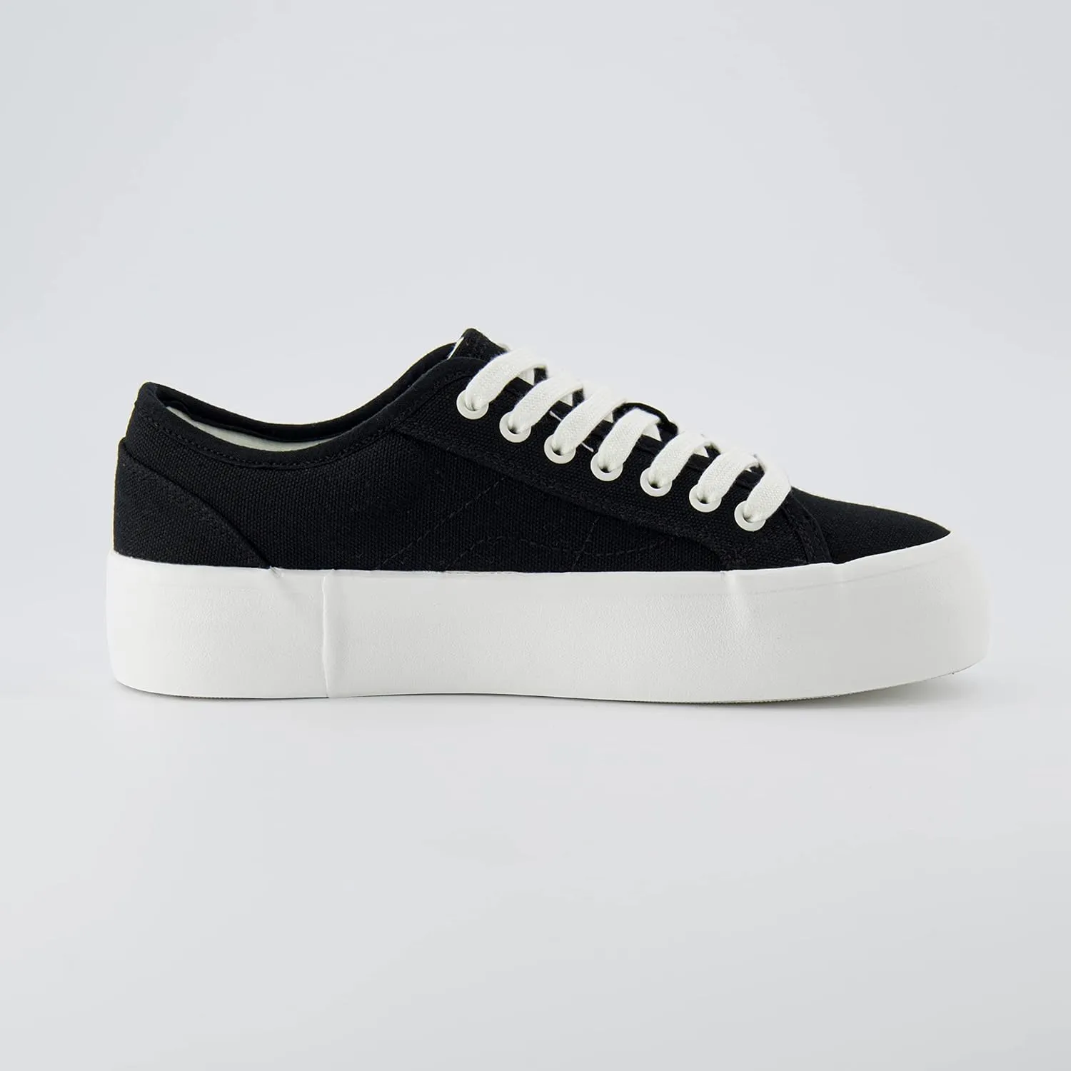 CUSHIONAIRE Women's Tag Low top Canvas Sneaker  Memory Foam