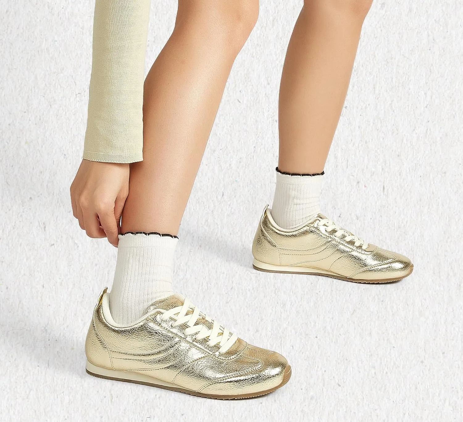 LUCKY STEP Women's Fashion Sneakers Low Profile Trending Lightweight Comfortable Casual Walking Workout Retro Athletic Low Top Tennis Shoes