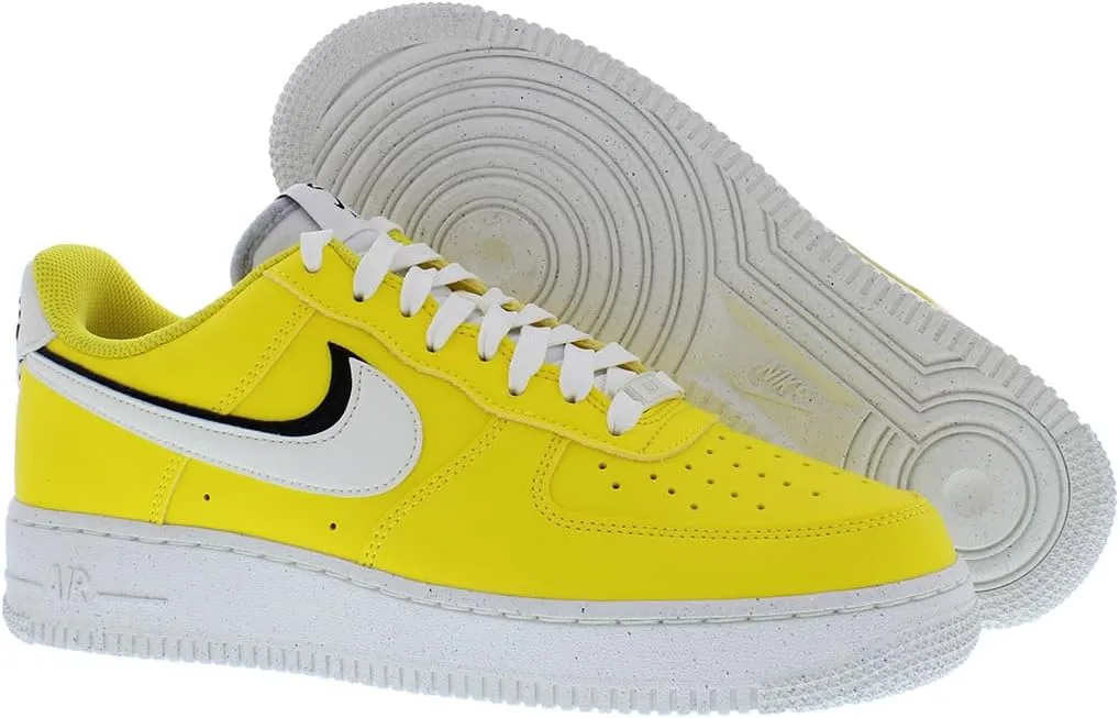 NIKE Men's Sneaker