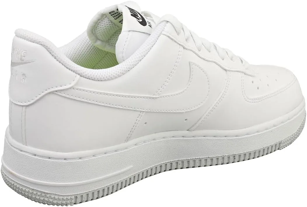 Nike Men's Sneaker