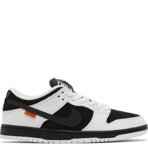 Nike SB Dunk Low TIGHTBOOTH