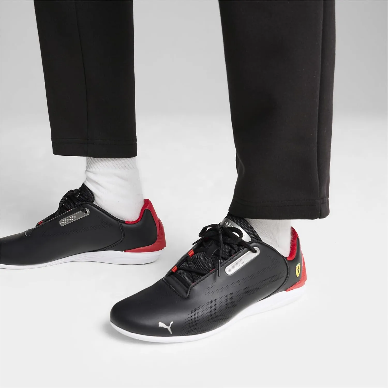 PUMA Men's Low-Top Sneaker