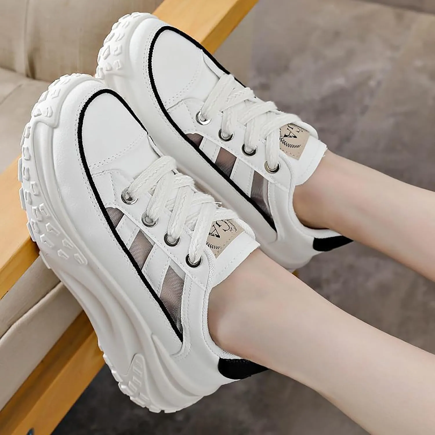 Sneakers for Women Lace Up Platform Non Slip Sports Shoes Breathable Hollow-Out Leather Running Shoes for Stylish Running Shopping