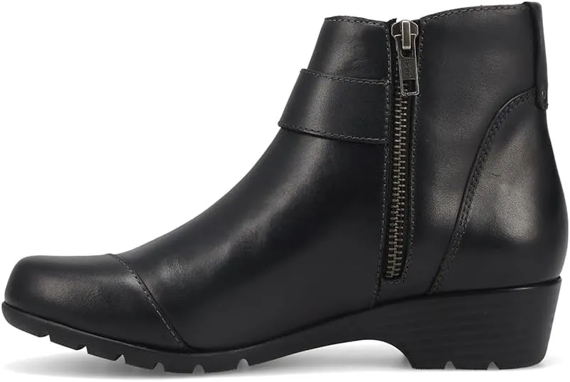 Taos Footwear Women's Gazette Ankle Boot