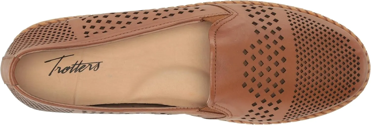 Trotters Women's Royal Loafer