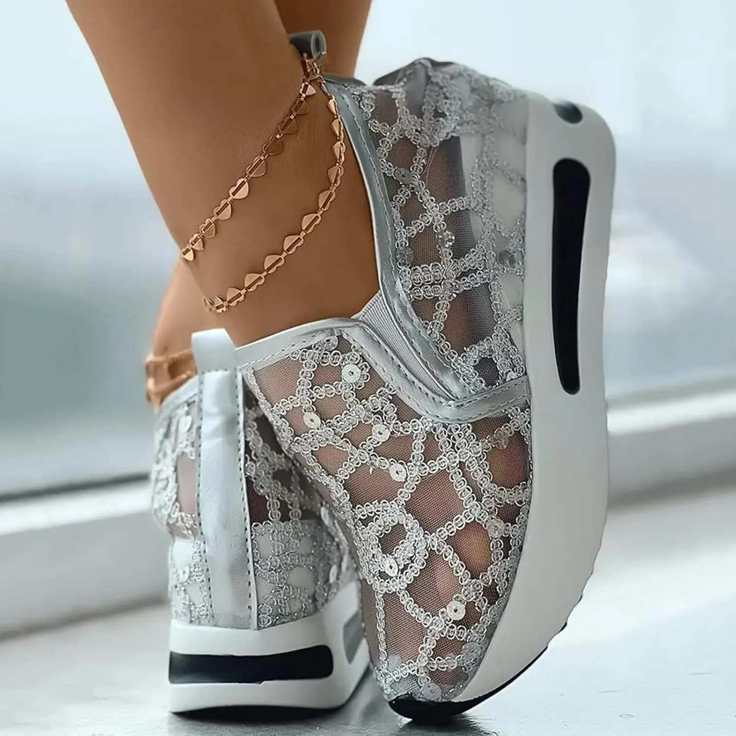 Womens Tennis Shoes Embroidery Floral Mesh Breathable Sneakers Platform Wedge Non-Slip Athletic Walking Shoes Comfort Chunky Sole Hidden High Heels Slip On Loafers